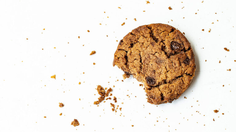 crumbling cookie