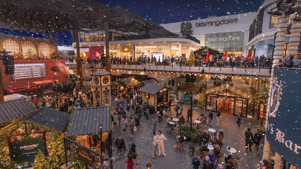 Unwrapping Loyalty: How Brands Can Break Through the Festive Noise
