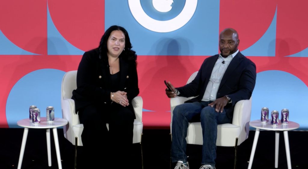 The Connected Traveler: Travel Retail Media & Commerce