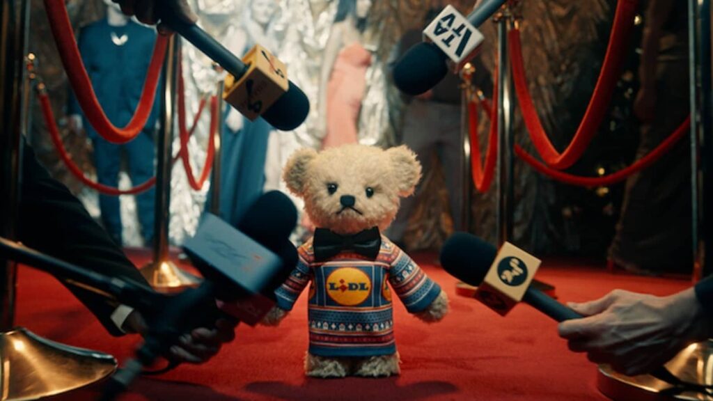 “Lidl Bear” Becomes The Unexpected Star In Lidl’s Holiday Campaign