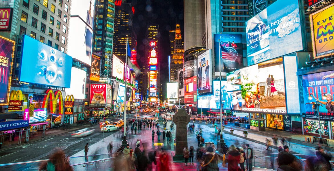 new york time square lit up at night